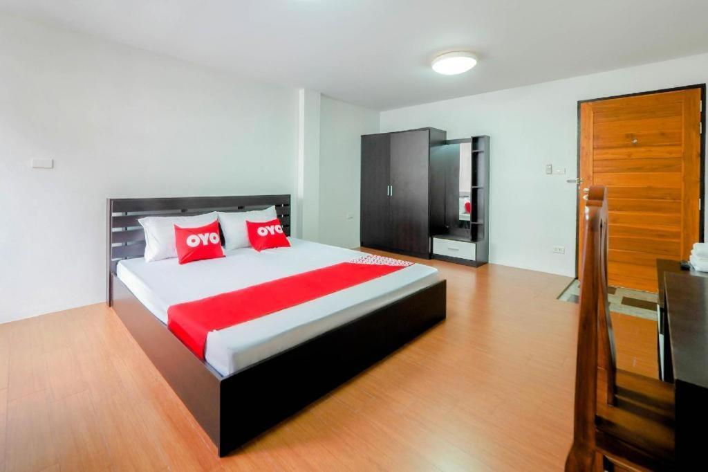 โอโย 935 เดอะ ปาล์ม อพาร์ตเมนต์ Hotel กรุงเทพมหานคร ภายนอก รูปภาพ