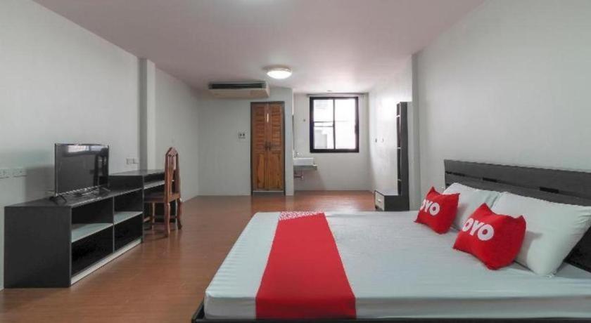 โอโย 935 เดอะ ปาล์ม อพาร์ตเมนต์ Hotel กรุงเทพมหานคร ภายนอก รูปภาพ