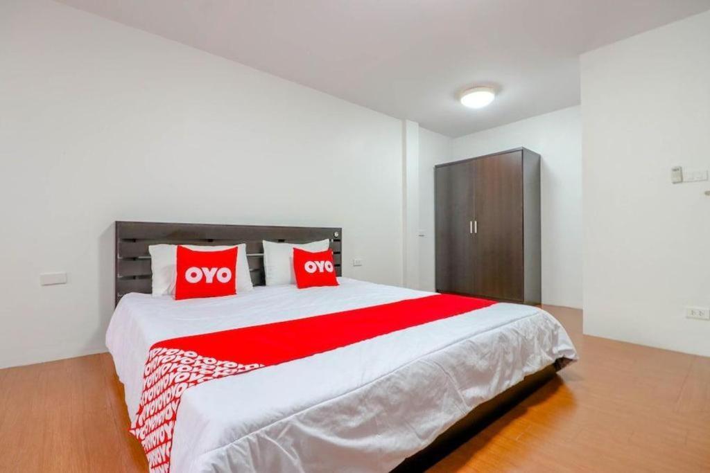 โอโย 935 เดอะ ปาล์ม อพาร์ตเมนต์ Hotel กรุงเทพมหานคร ภายนอก รูปภาพ