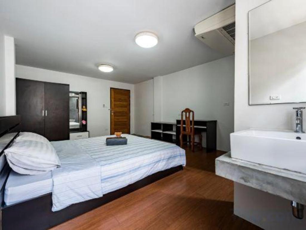 โอโย 935 เดอะ ปาล์ม อพาร์ตเมนต์ Hotel กรุงเทพมหานคร ภายนอก รูปภาพ